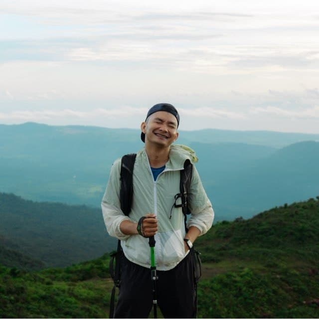 Travel creator INF-044